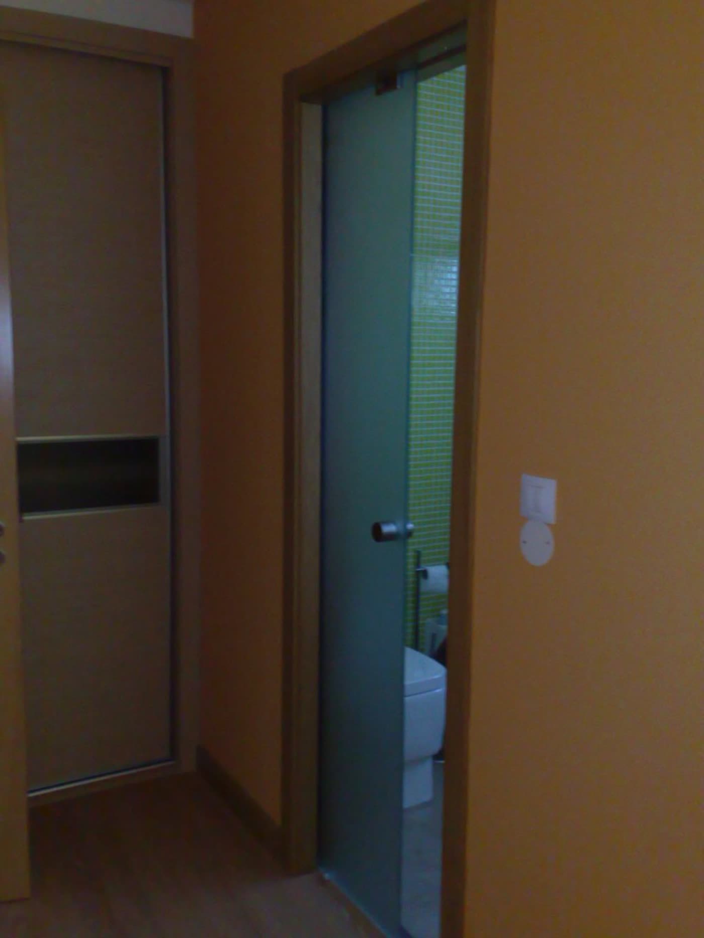 Portas de Correr: trabalho realizado pela Vidreira do Ó, fotografia 1